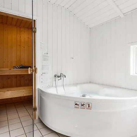 Amazing Home In Otterup With Wifi Дом отдыха *